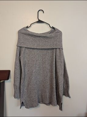 Time and Tru Gray Off-the-Shoulder Foldover Knit Sweater